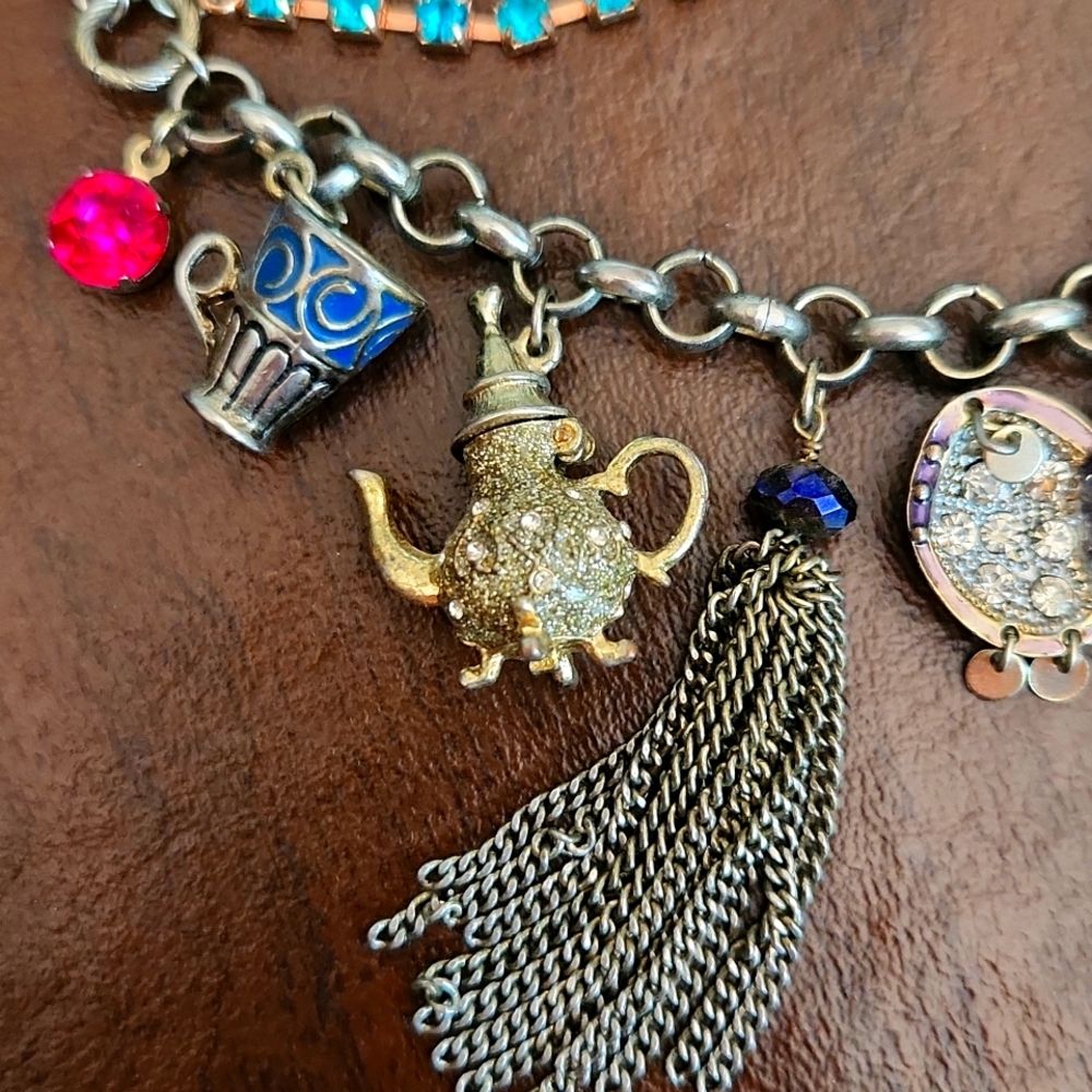 Betsey Johnson Mouse/Tea Party Necklace - Picture 3 of 5